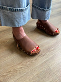 MOLLY CLOG