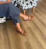ADULT CLOG